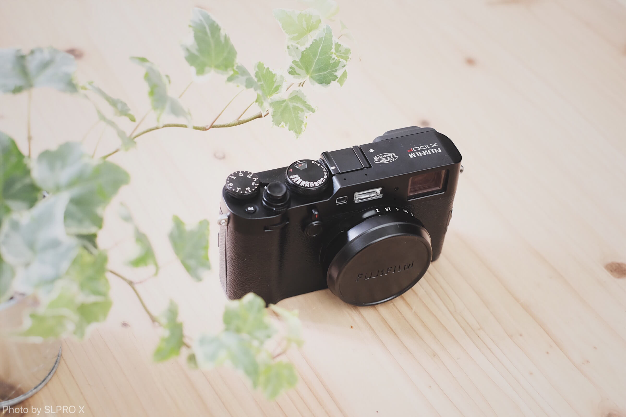 FUJIFILM X100F デザイン