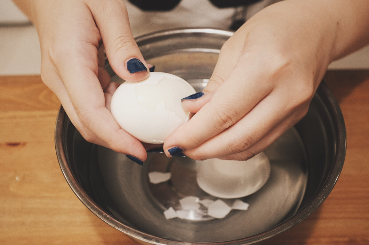 レンジでチンすると皮が剥きやすくなります