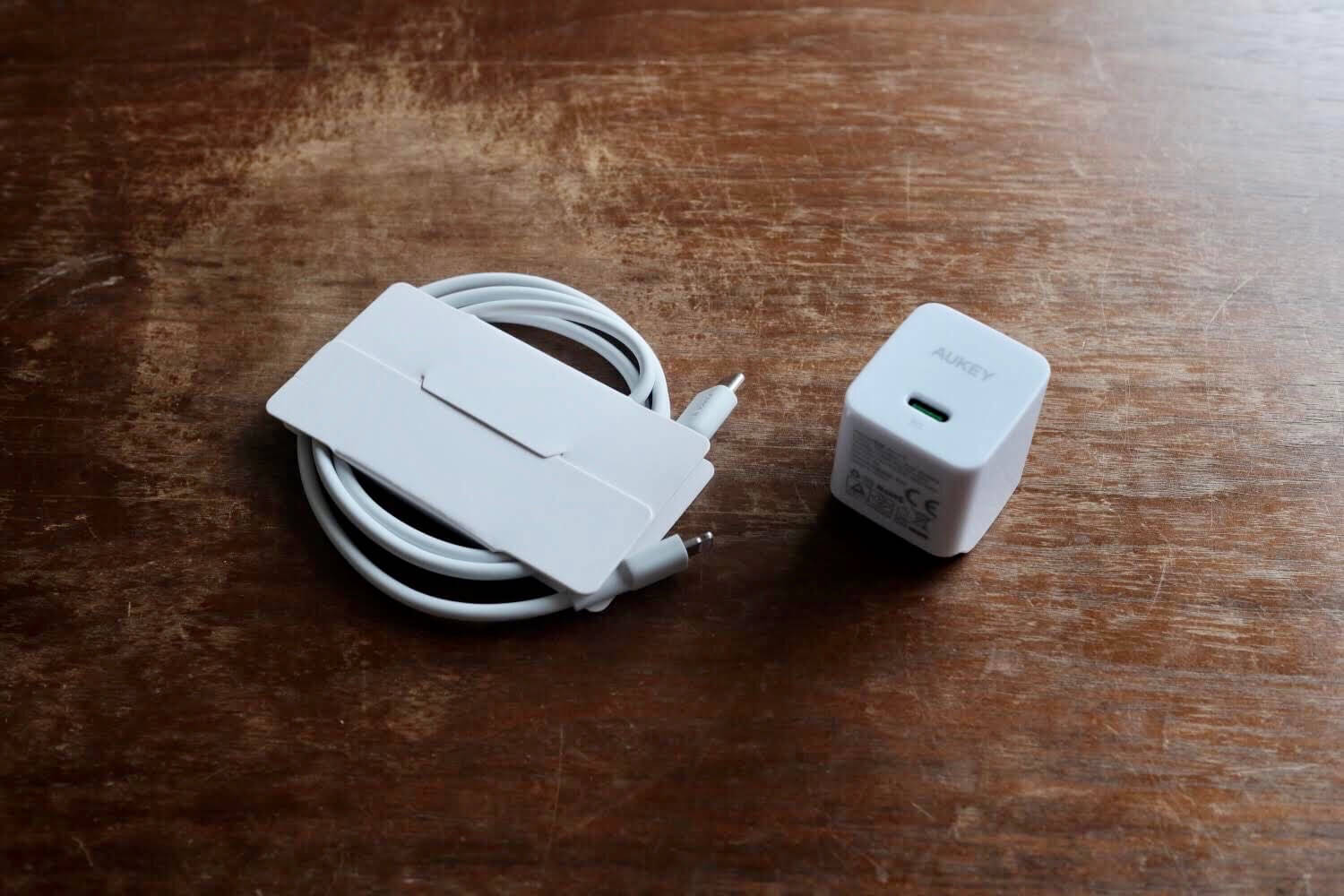 急速充電できる充電器とケーブル買ったけど iPad（第7世代）は対応して 